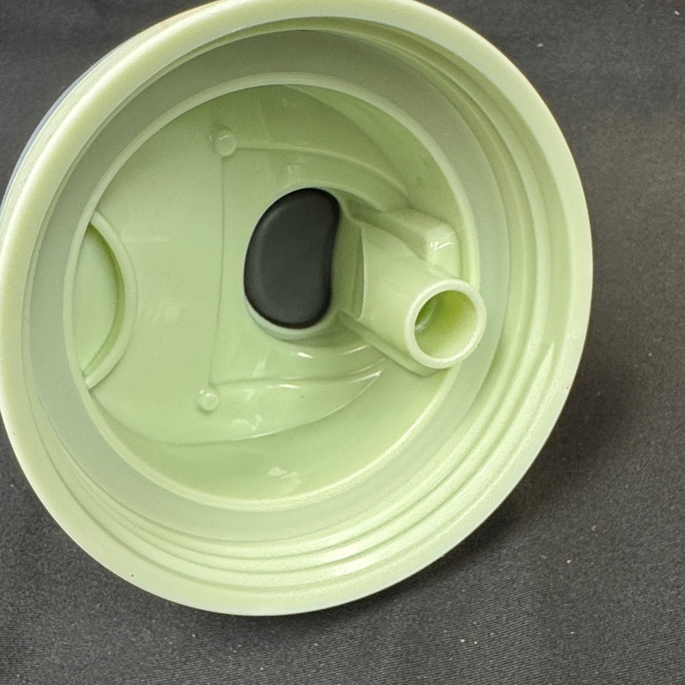 Replacement Lid for Owala Freesip, Compatible with Owala Cup 16oz 24oz 32oz 40oz - Picture 2 of 3